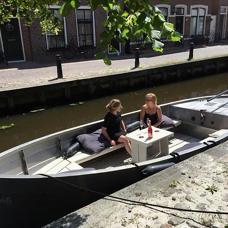B&B Het Herenhuys Aan De Historische Gracht Van Kollum Exteriör bild